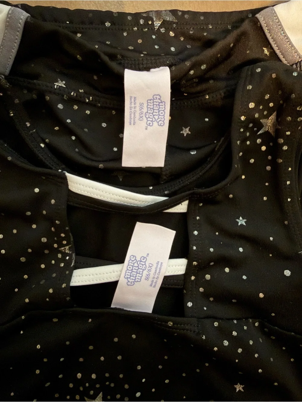 Girls' Black and White Star Print Active Leggings & Crop Top Set